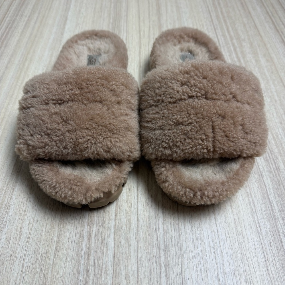 UGG - Cozetta Curly Genuine Shearling Slide Slipper - Tan - Sz 8 - Picture 2 of 5
